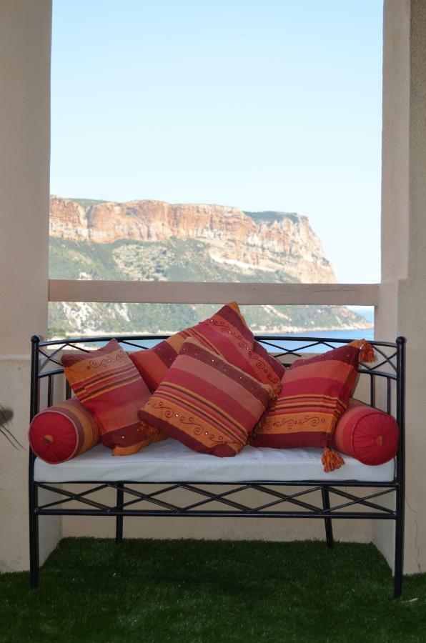 La Douceur De Cassis Apartment Luaran gambar