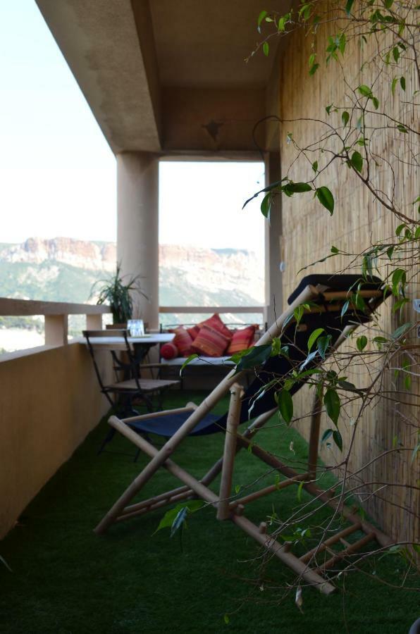 La Douceur De Cassis Apartment Luaran gambar