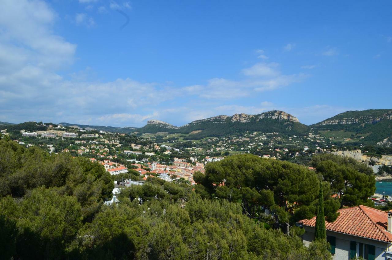 La Douceur De Cassis Apartment Luaran gambar
